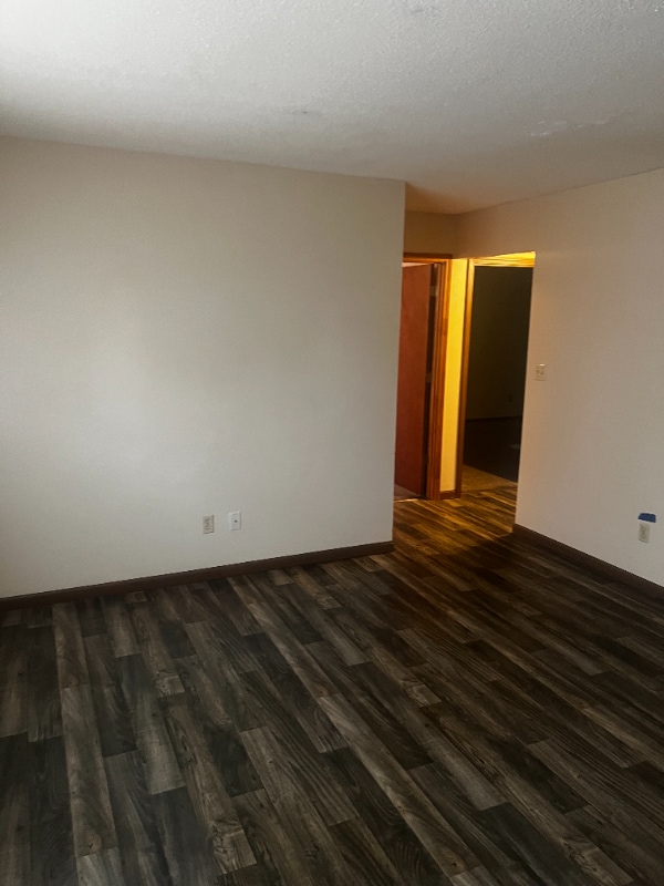 Building Photo - 2309 Southridge Dr