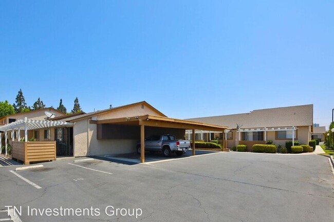 Building Photo - 510-520 E Orangewood Ave