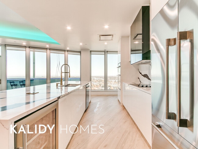 Building Photo - 5900 Mosteller Dr