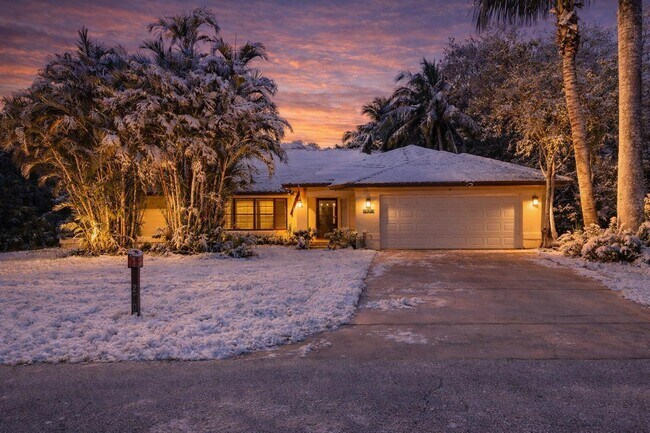 Building Photo - 2700 Yarmouth Dr