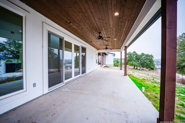 Building Photo - Modern Masterpiece in Canyon Lake