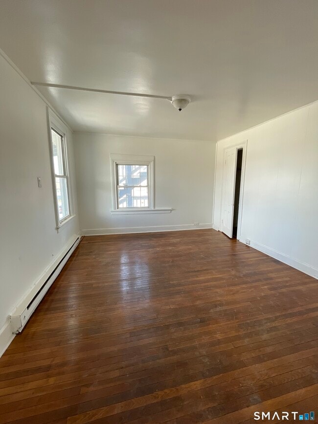 Building Photo - 69 W Liberty St