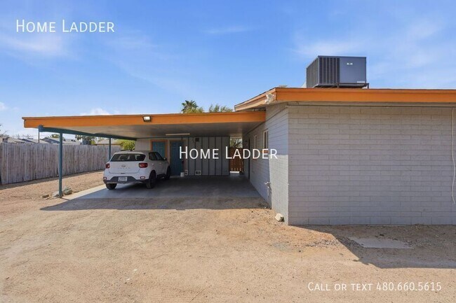 Building Photo - 6747 N 26th Ave
