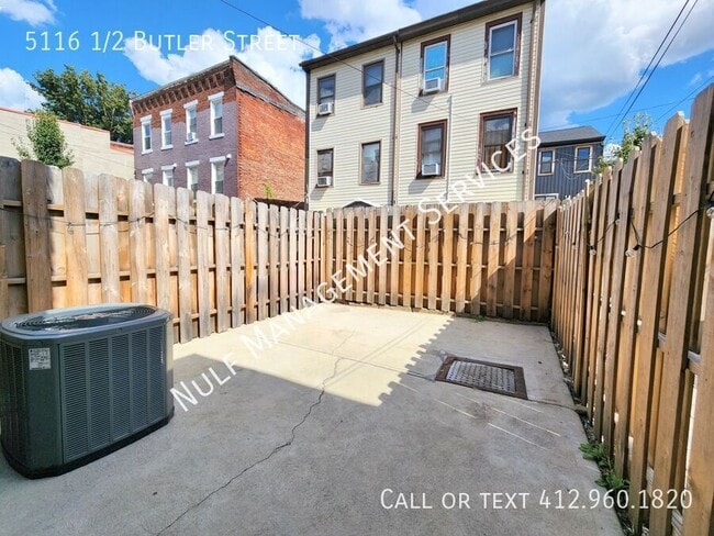 Building Photo - 5116 1/2 Butler Street-