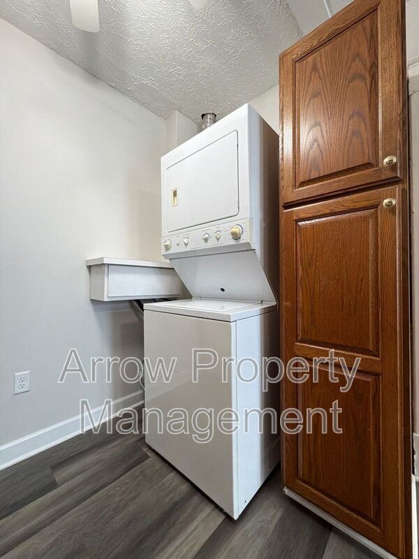 Building Photo - 2068 S 18th St