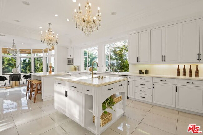 Building Photo - 11730 Stonehenge Ln