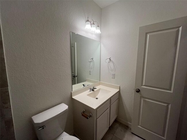 Building Photo - 212 Baralo St