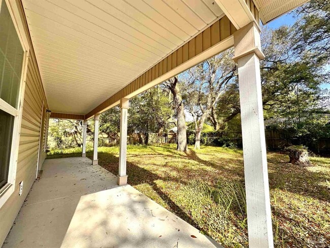 Building Photo - 4780 Oakland Dr
