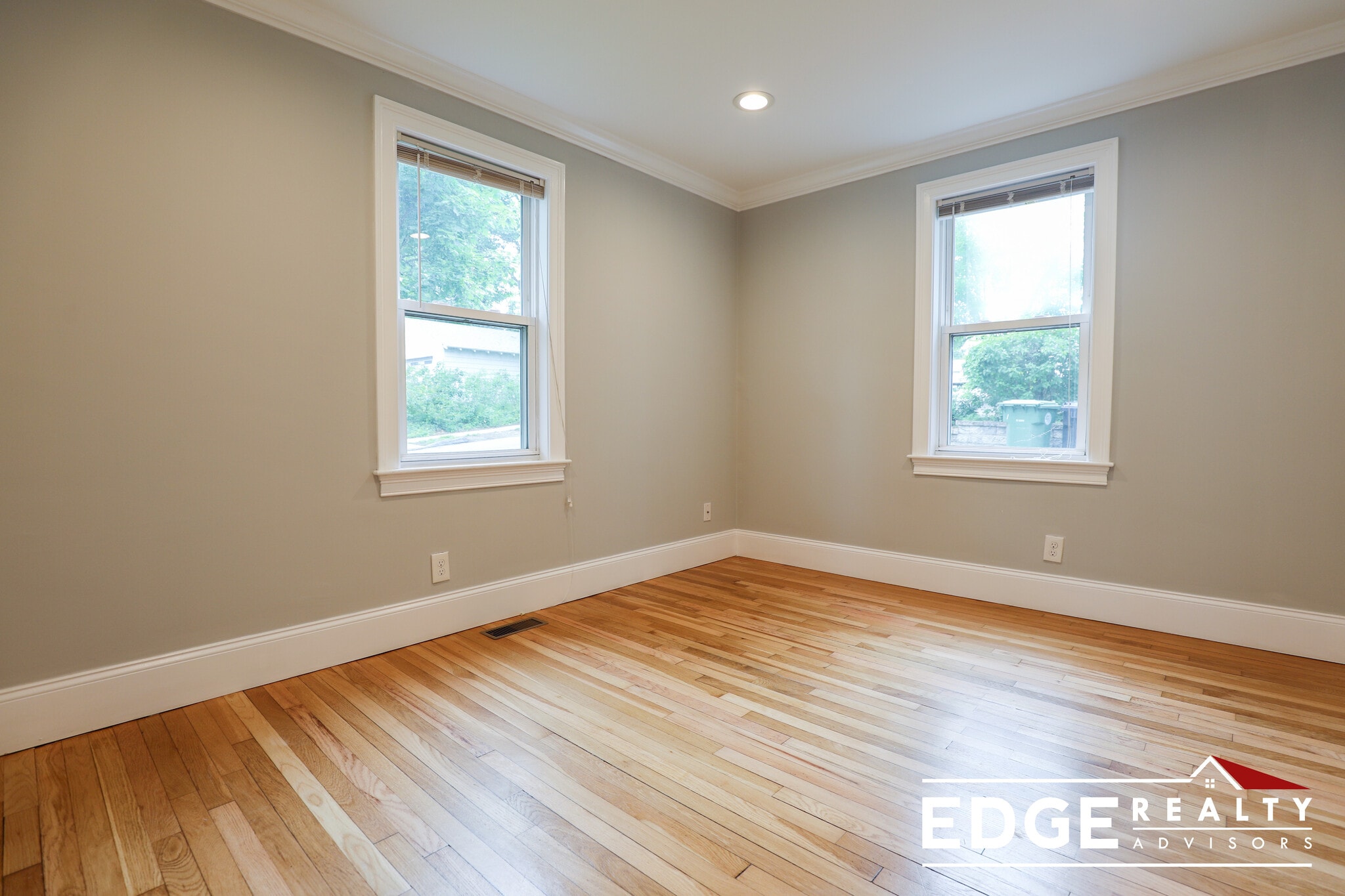 Building Photo - 111 Highland Ave