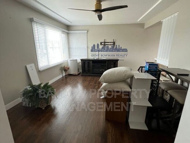 Building Photo - 455 Smith Ave