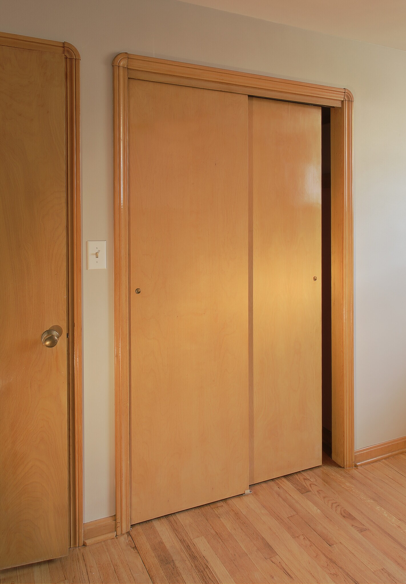 Building Photo - 2186 Chesterland Ave