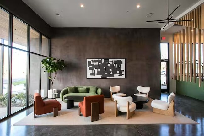 Building Photo - 1090 Haysboro Ave