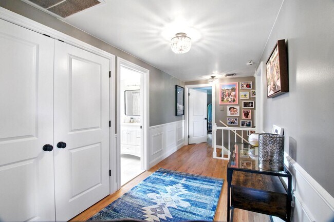 Building Photo - 5840 Sutters Ln
