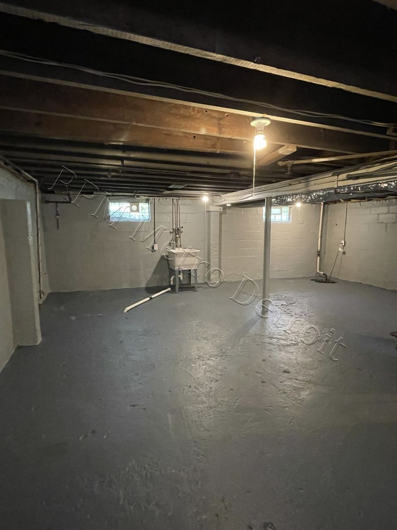 Building Photo - 3567 Spruce St
