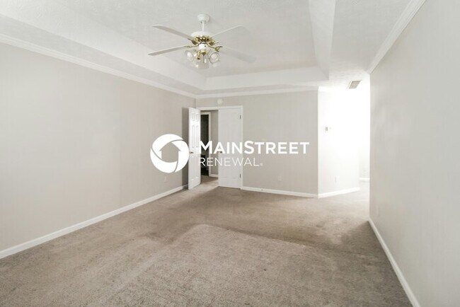 Building Photo - 4 Bedroom Pet-Friendly Home in Lithonia, GA with Main Street Renewal