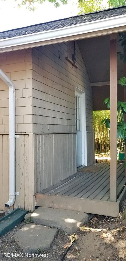 Building Photo - 1 br, 1 bath House - 127 A Plymouth St NW