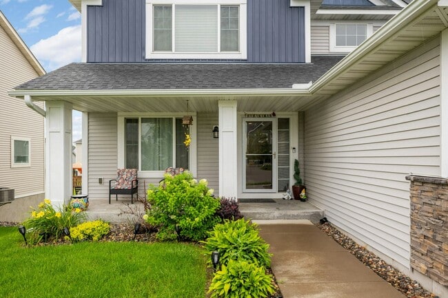 Building Photo - 15641 Fairchild Way