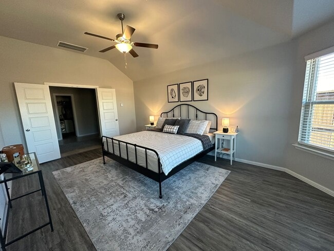 Building Photo - 1104 Magpie Lane