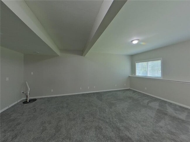 Building Photo - 13401 Nevada Ave