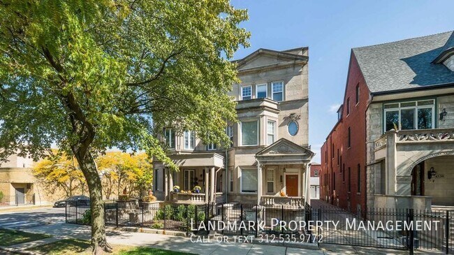 Building Photo - 4537 S King Dr