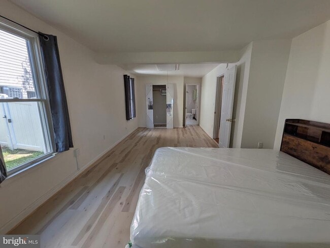 Building Photo - 965 Chester River Dr