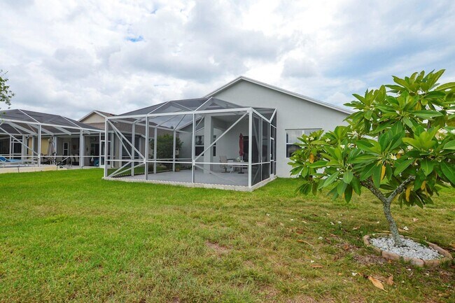 Building Photo - 522 SW Indian Key Dr