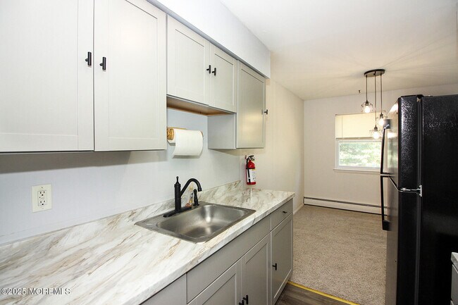 Building Photo - 12 Windsor Terrace