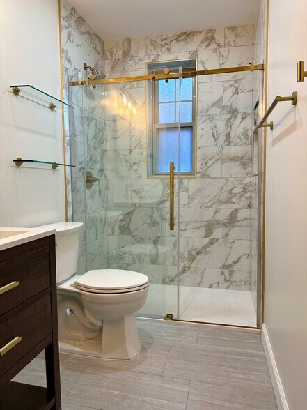 Building Photo - 7535 York Dr