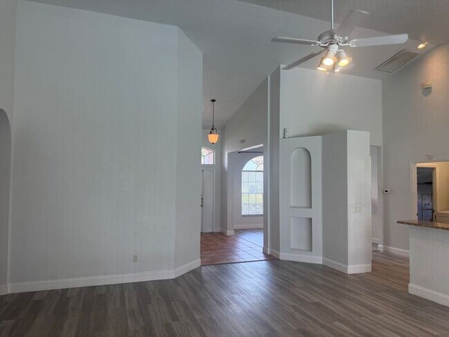 Building Photo - Beautiful Pool Home in Highlands Reserve golf community