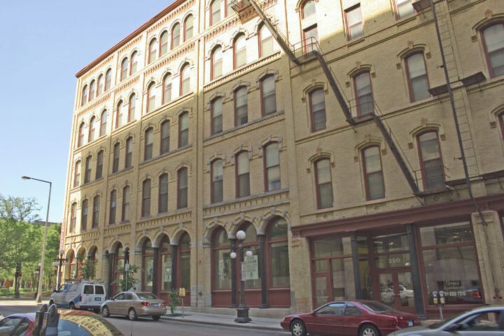 Building Photo - Straus Lofts