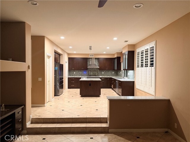 Building Photo - 7058 Villanueva Dr