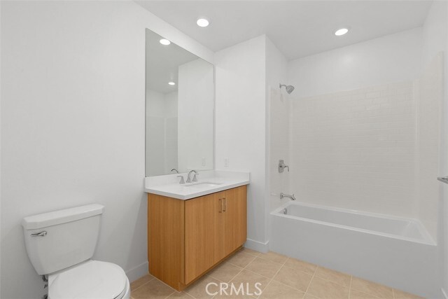 Building Photo - 1407 Rivington