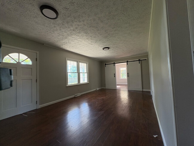 Building Photo - 2950 Plano Rd