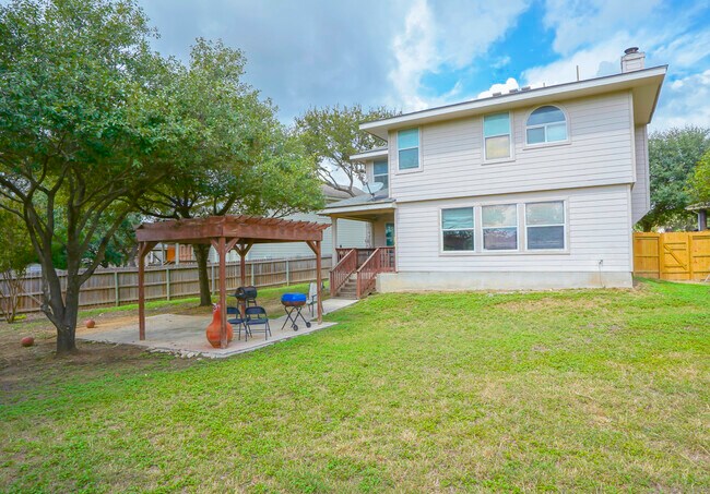 Building Photo - 9602 Lindrith