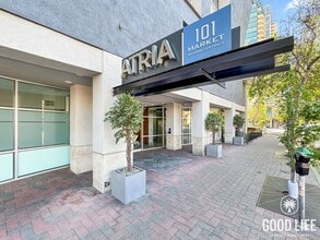 Building Photo - Sleek 1B/1BA Condo in the Heart of Marina District with A/C, In-Unit W/D & Reserved Parking!