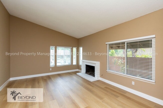 Building Photo - ***RANCHO PENASQUITOS***5 BED 3 BATH***NEW...
