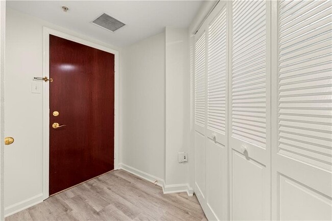 Building Photo - 199 14th St NE