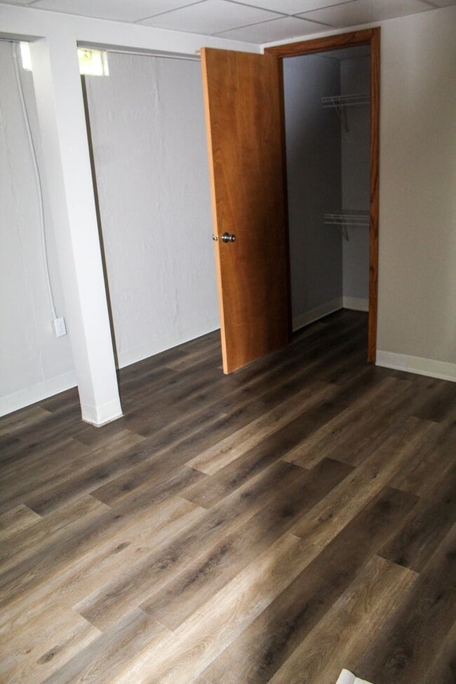 Building Photo - 2237 Mt Vernon Rd SE