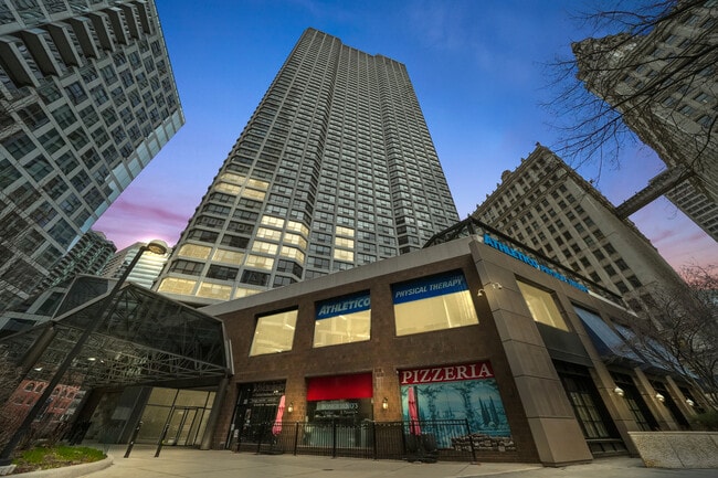 Building Photo - 405 N Wabash Ave