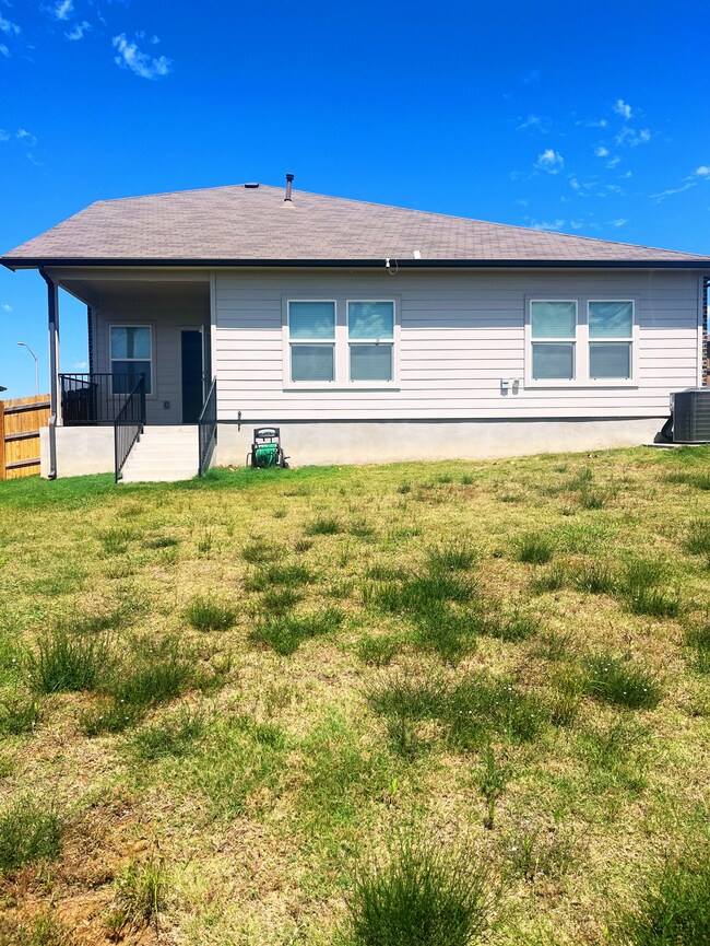 Building Photo - 531 Golden Grove Pky