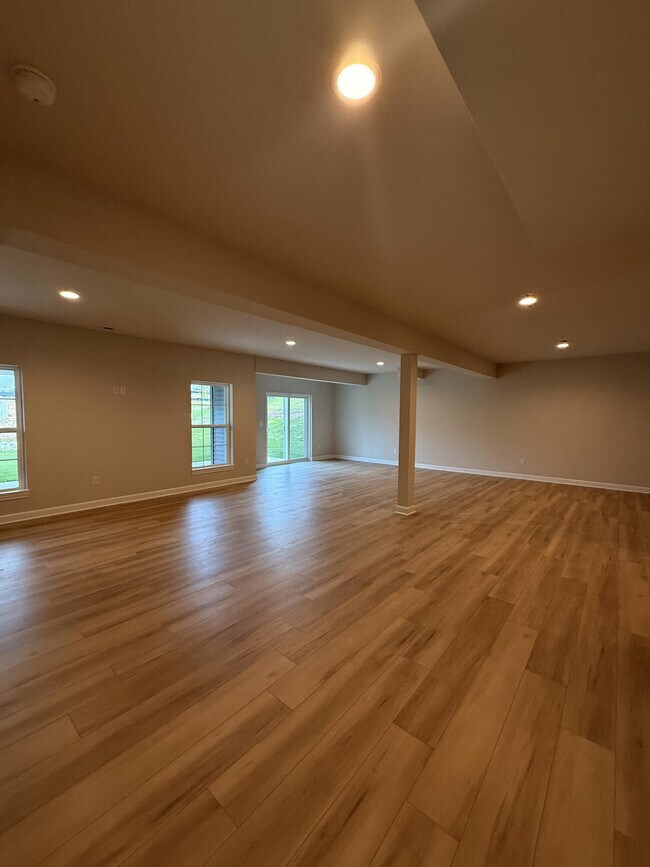 Building Photo - 1785 La Salle St