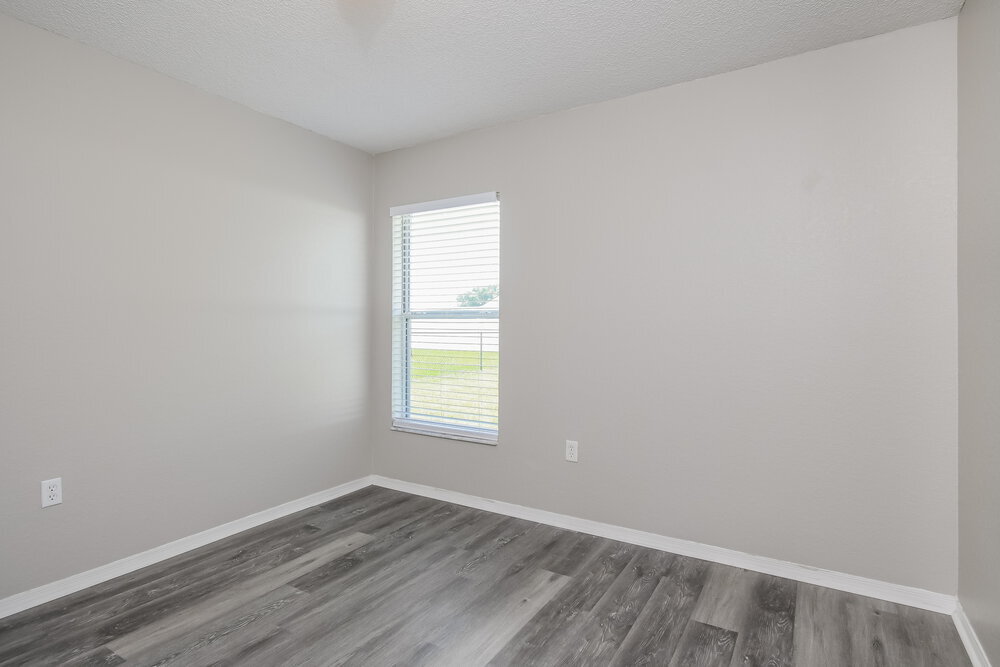 Building Photo - 600 Willet Cir