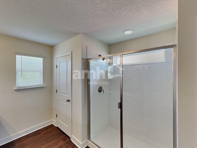 Building Photo - 413 Crestrun Loop