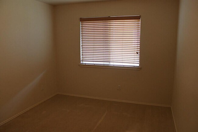 Building Photo - 2502 Balsam Ridge Way