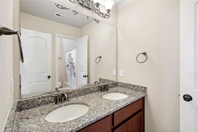 Building Photo - 27 S Greenprint Cir