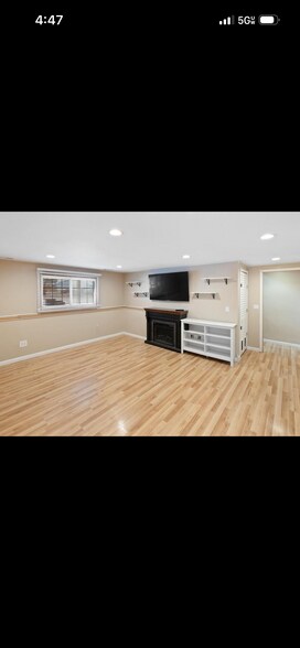 Building Photo - 1491 Roundhouse Cir