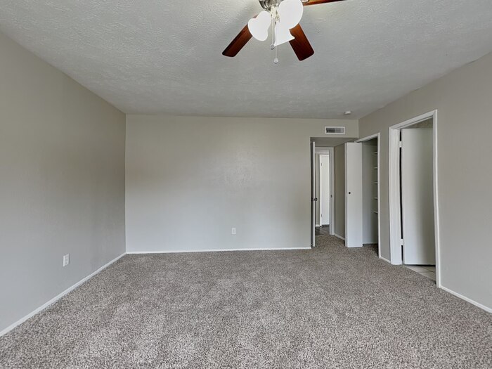 Building Photo - 3926 Broken Elm Dr