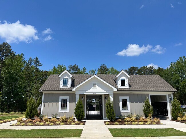 Building Photo - BEAUTIFUL 3BD/2.5BTH Townhome - MALLARD CR...