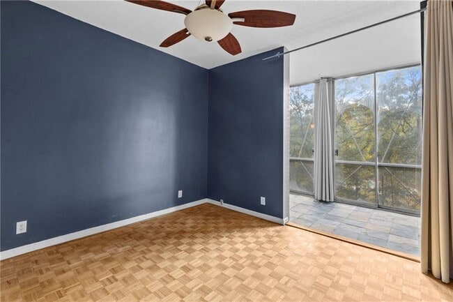 Building Photo - 130 26th St NW