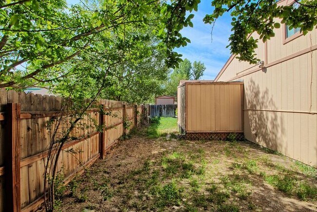 Building Photo - Cozy, Remodeled Gem with Spacious Backyard – Your Perfect Rental Home!